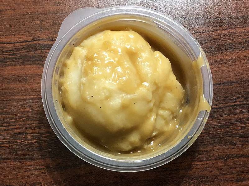 Popeyes Mashed Potatoes with Cajun Gravy (Regular)