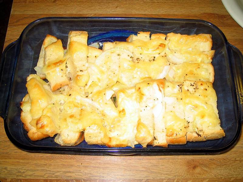 Domino's Stuffed Cheesy Bread (2pc)